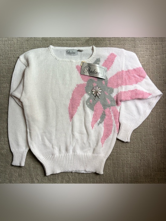 Andene Sweaters - Andene Vintage 1980’s NWT Women's Floral Beaded Sequin Flower Grandma Sweater L